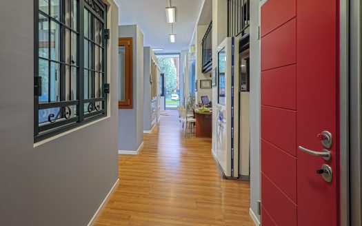 Esclusivo locale commerciale in vendita a Villasanta